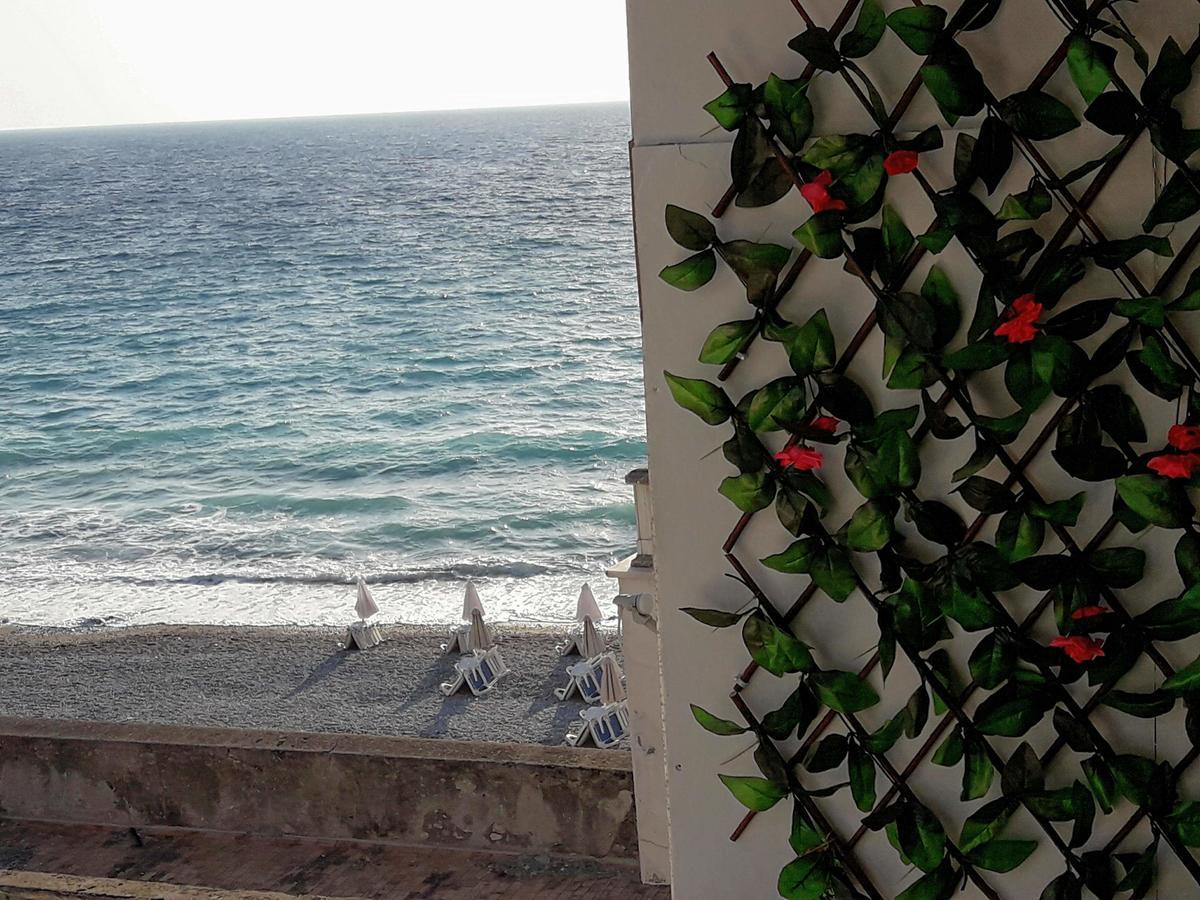Appartement A unique seaside view!!! à Rhodes City Extérieur photo